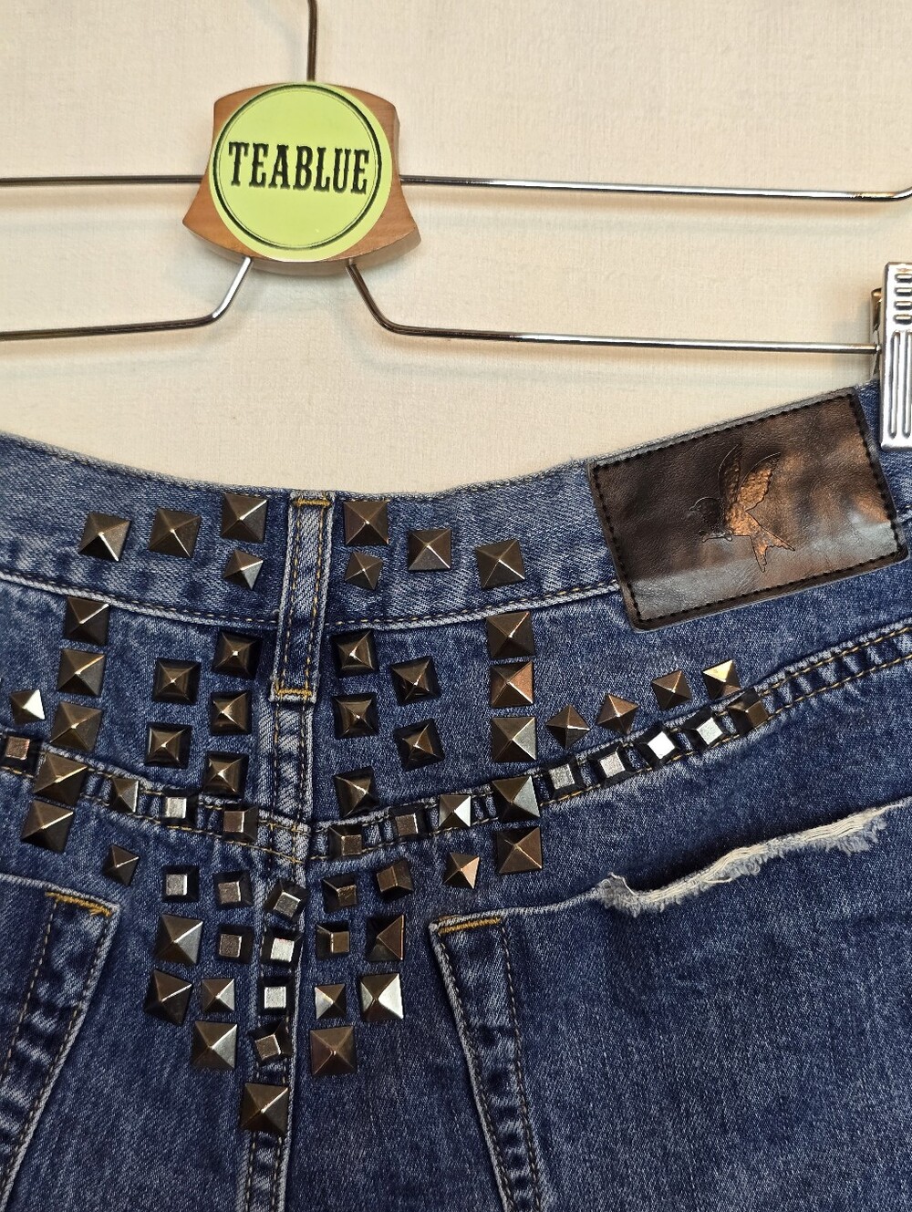 One Teaspoon Pacifica Studded Frankies Long Length Denim Jean Shorts 29 - Picture 10 of 16